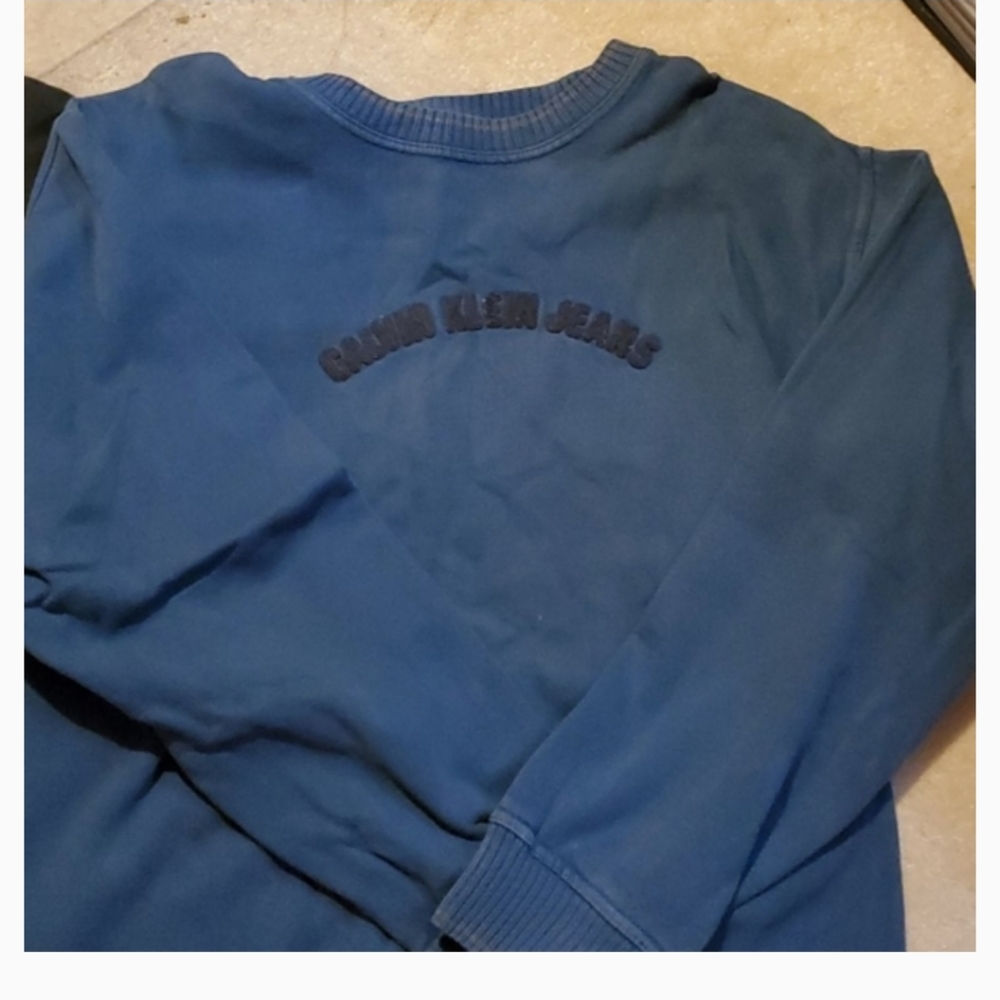 Used Good Condition Long Sleeve